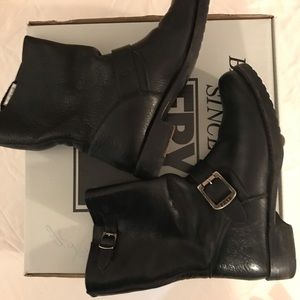 Frye Veronica Short leather boot women’s 8.5